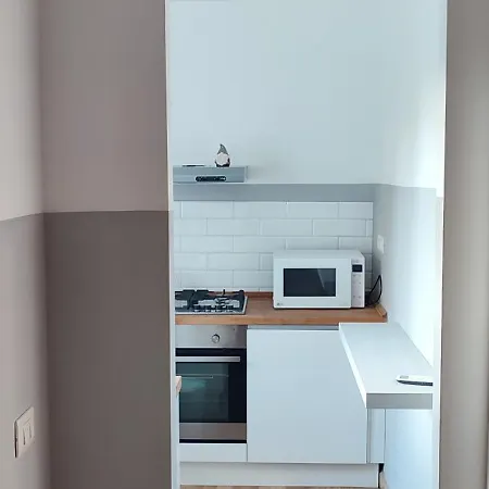 Giovenale 60 Metro C Luminoso Bilocale Fino A 4 Ospiti شقة روما